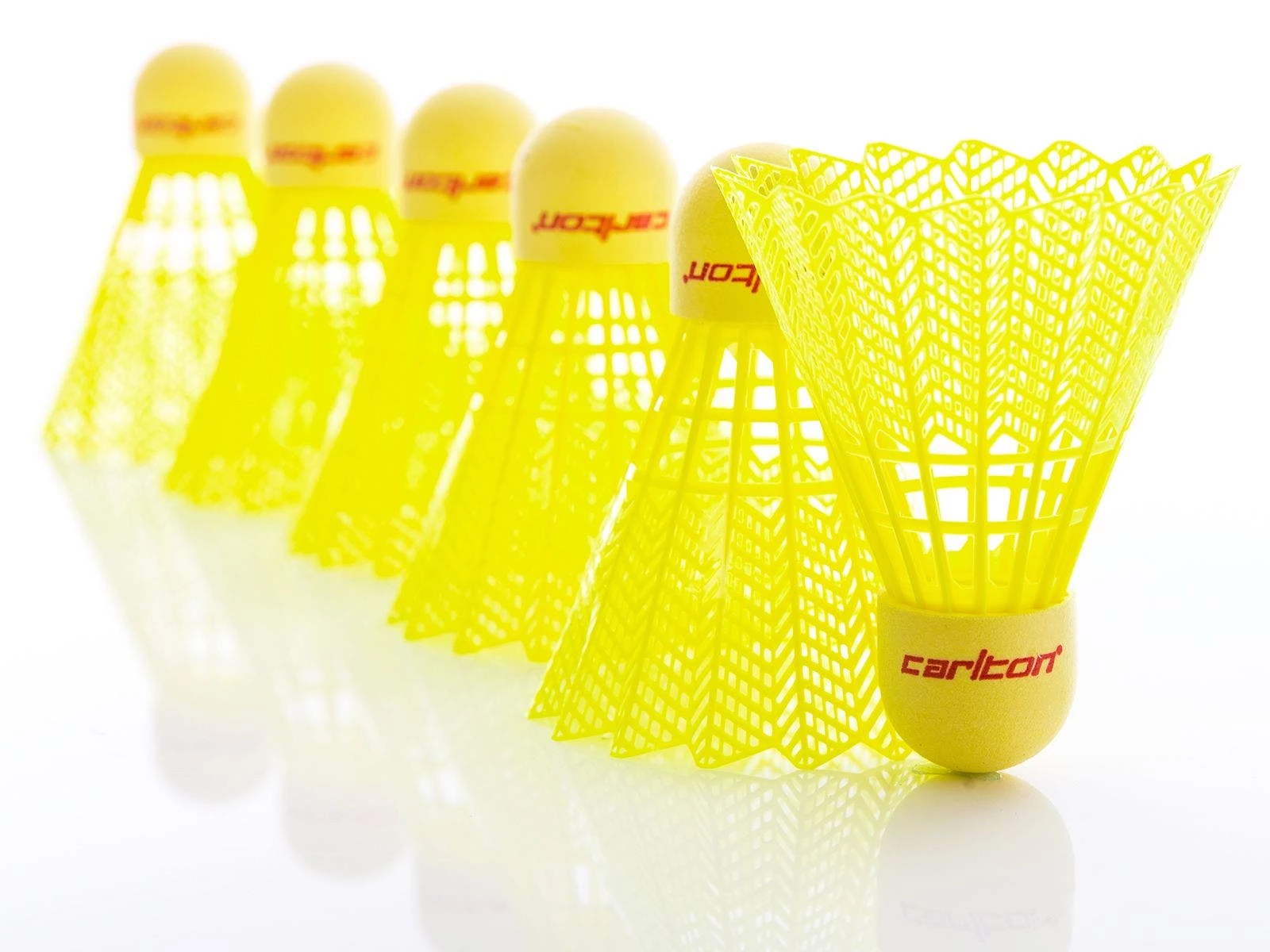 Carlton T800 Shuttlecocks 3 Carlton T800 Shuttlecocks