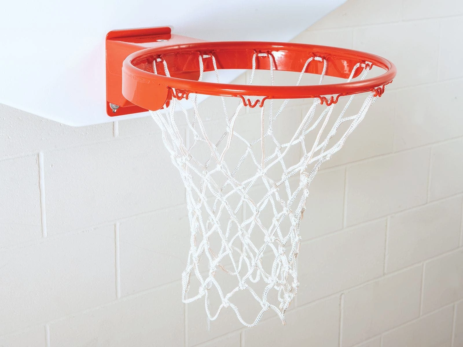 Spalding Slammer Flex Basketball Goal 4 Spalding Slammer Flex Basketball Goal - Image 2